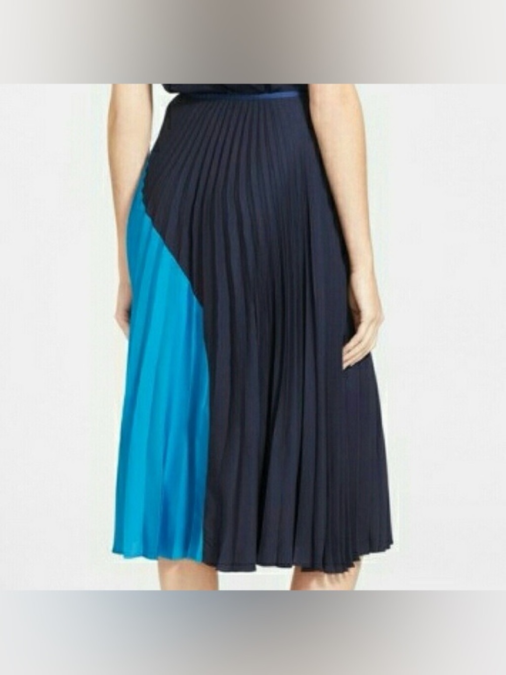 Theory Zeyn colorblock pleated georgette midi skirt in blue hues Small
